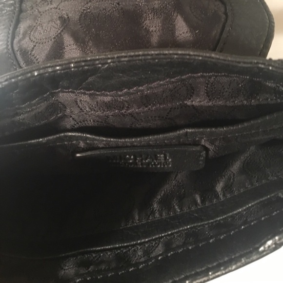 Michael Kors Charlton crossbody small - Picture 4 of 8